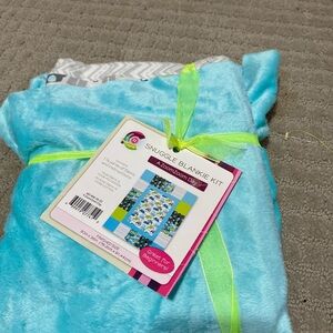 Snuggle Blankie Kit Kids- Aqua Blue Plush
